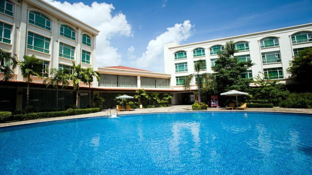 San Jiang Grand Hotel Vientiane Esterno foto